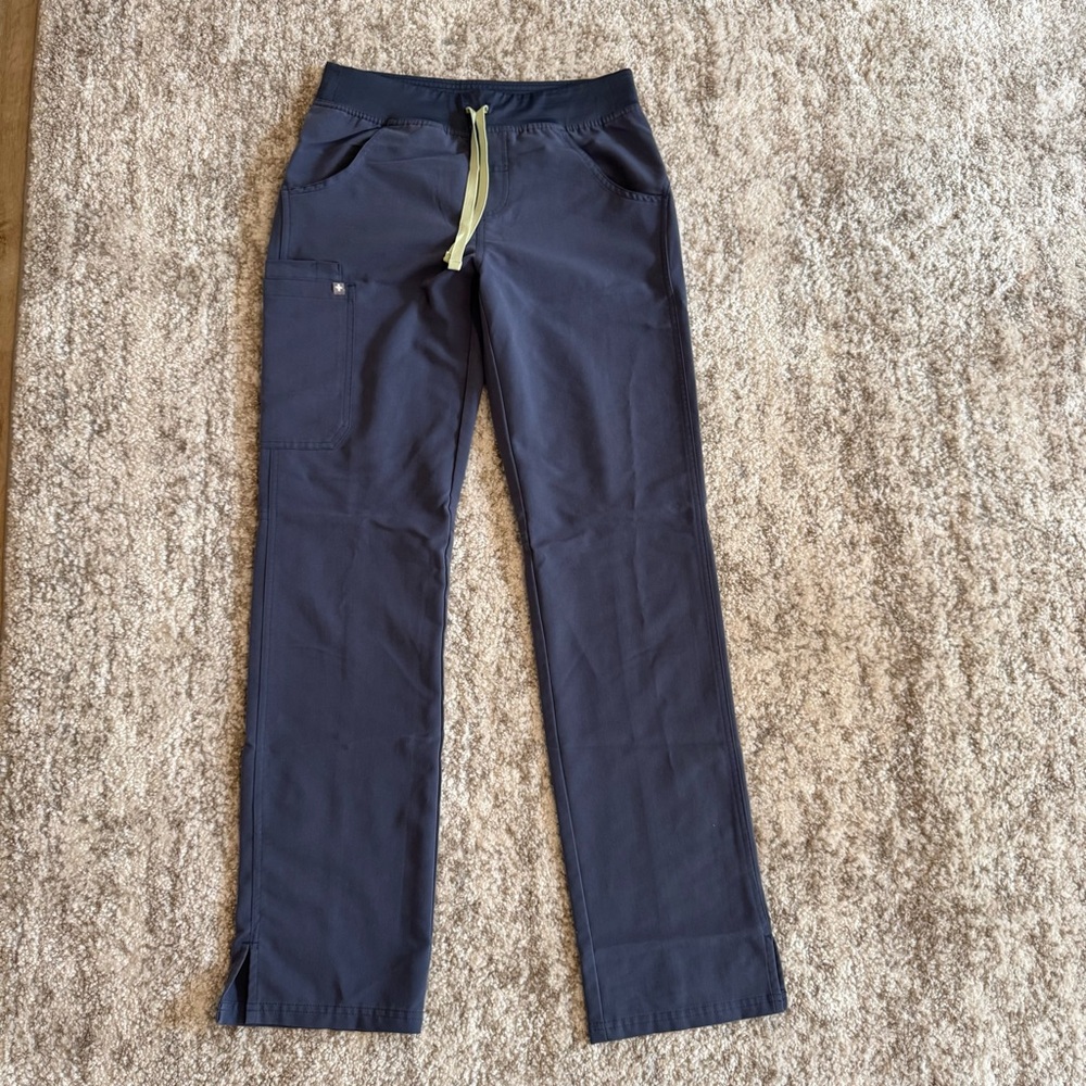 Women's Space Navy Kade™ - XS, Tall Cargo Scrub Pants